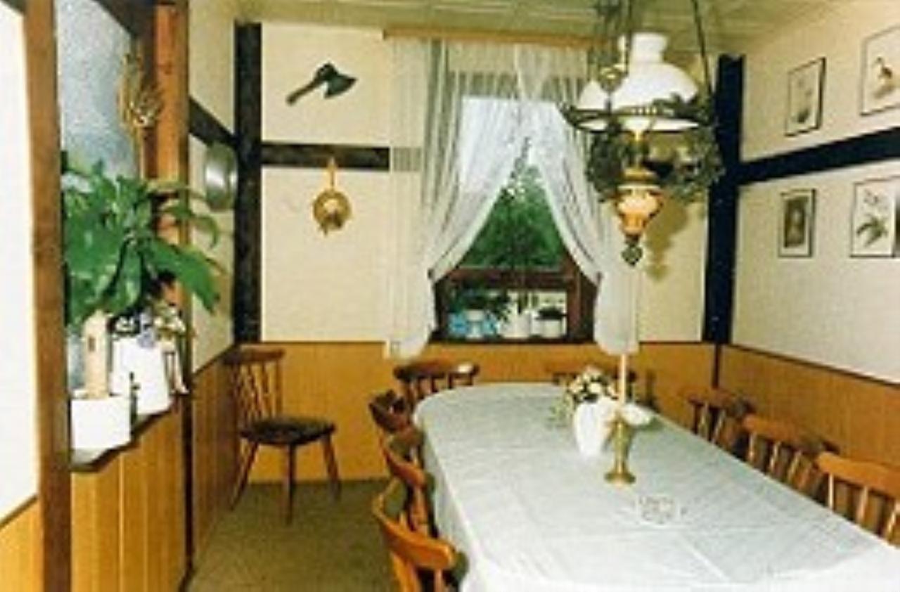 Hotel-Restaurant Cordon Rouge Вольфенбюттель Экстерьер фото